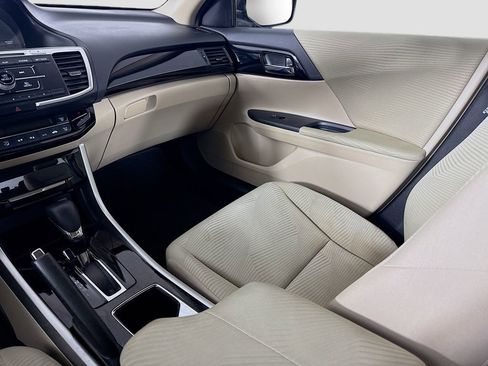 Used 2017 Honda Accord LX image 16