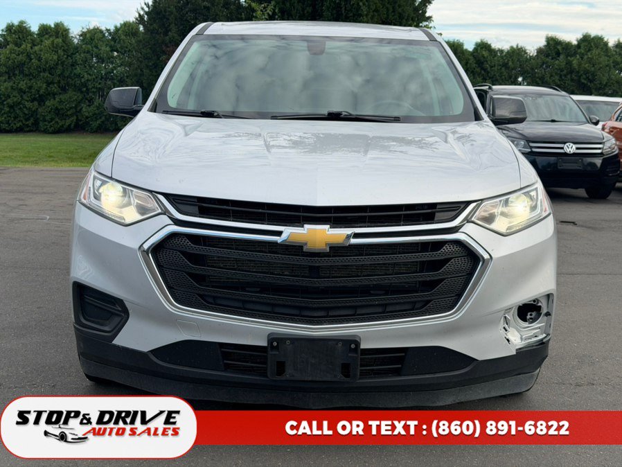 Used 2020 Chevrolet Traverse LS AWD/4WD image 2