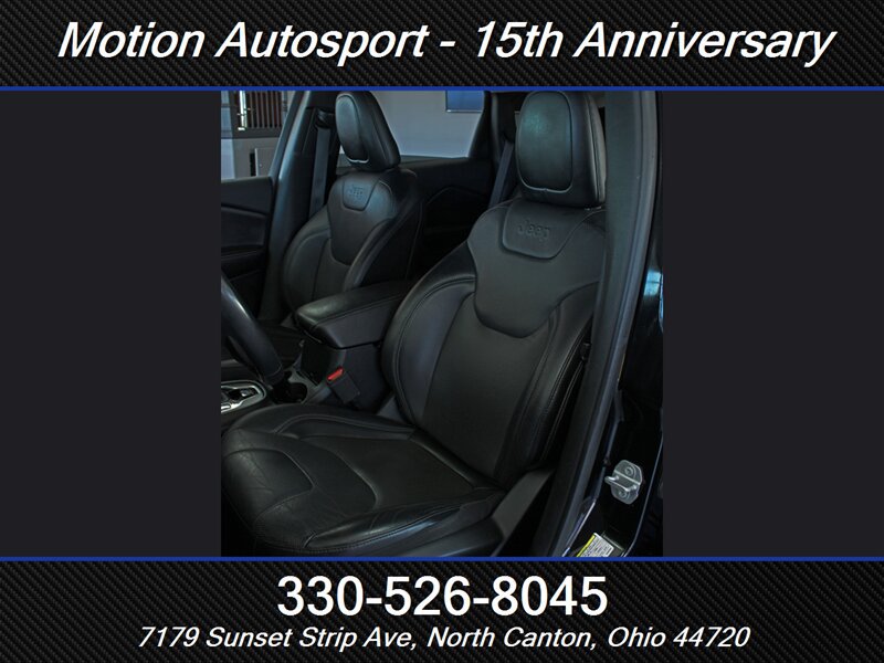 Used 2019 Jeep Cherokee Limited AWD/4WD image 25