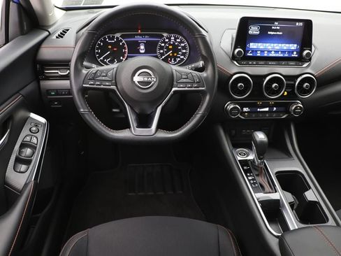 Used 2024 Nissan Sentra SR w/ Lighting Package image 13