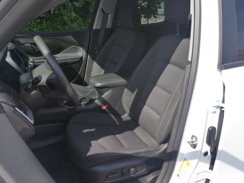 Used 2024 GMC Terrain SLE w/ Driver Convenience Package AWD/4WD image 34