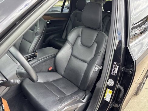 Used 2022 Volvo XC90 T6 Momentum w/ Advanced Package AWD/4WD image 22