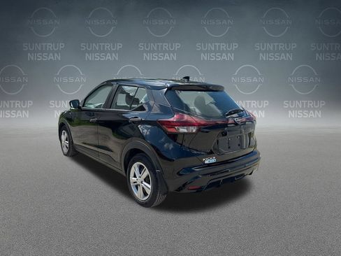 Certified 2022 Nissan Kicks S FWD image 32