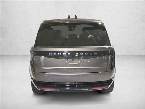 Used 2024 Land Rover Range Rover SE AWD/4WD image 6