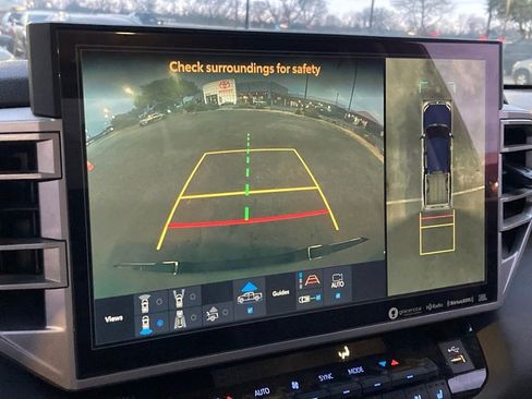 Used 2024 Toyota Tundra Limited image 22