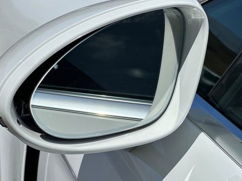 New 2025 Porsche Panamera image 40