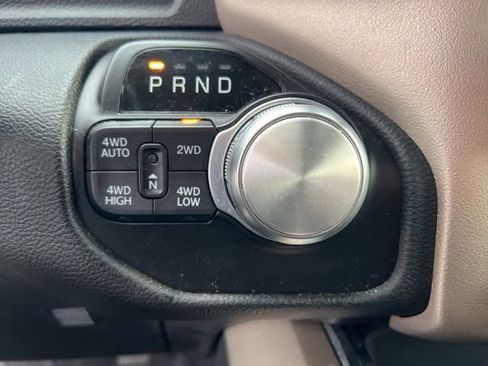 Used 2021 RAM 1500 Laramie AWD/4WD image 18