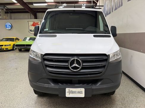 Used 2020 Mercedes-Benz Sprinter 2500 image 26