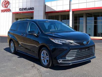 Used 2023 Toyota Sienna Limited