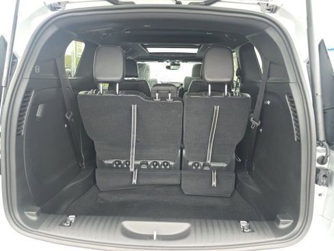 New 2026 Chrysler Pacifica Select AWD/4WD image 23