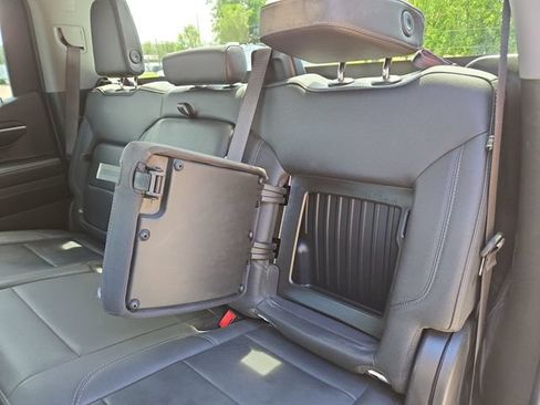 Used 2023 GMC Sierra 1500 SLT w/ SLT Convenience Package AWD/4WD image 31