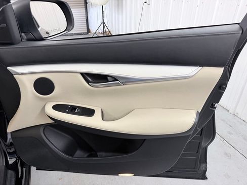 Used 2019 INFINITI QX50 Luxe w/ Navigation Package AWD/4WD image 42