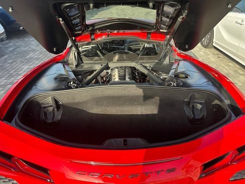 Used 2021 Chevrolet Corvette Stingray Coupe w/ 1LT RWD image 9