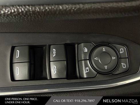 Used 2023 Chevrolet Silverado 1500 LTZ AWD/4WD image 23