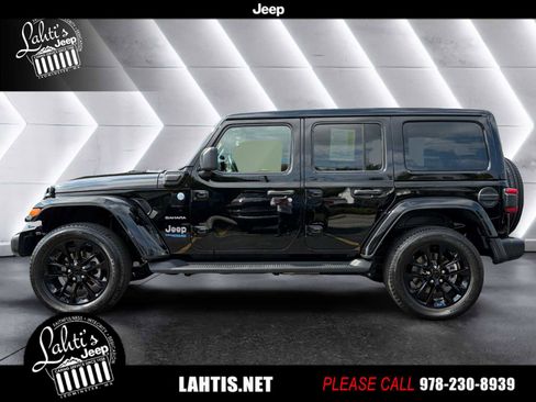 Certified 2022 Jeep Wrangler Unlimited Sahara w/ Cold Weather Group image 3