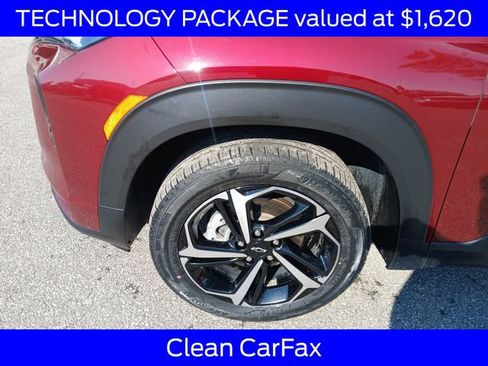Used 2023 Chevrolet TrailBlazer RS w/ Sun and Liftgate Package AWD/4WD image 4