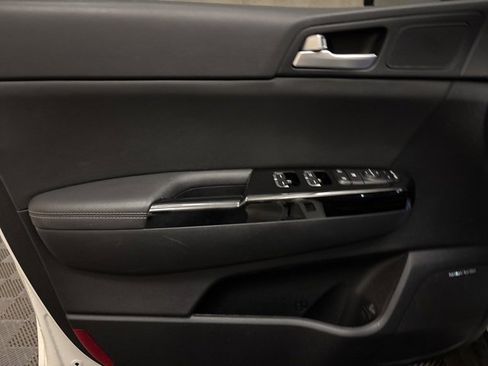 Certified 2021 Kia Sportage EX w/ EX Technology Package image 10