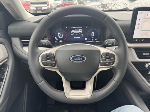 New 2026 Ford Explorer Active w/ Active Comfort Package RWD image 16