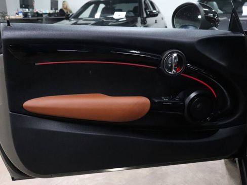 Used 2019 MINI Cooper S image 10