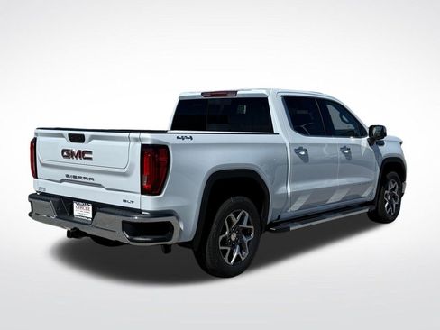 New 2026 GMC Sierra 1500 SLT AWD/4WD image 7