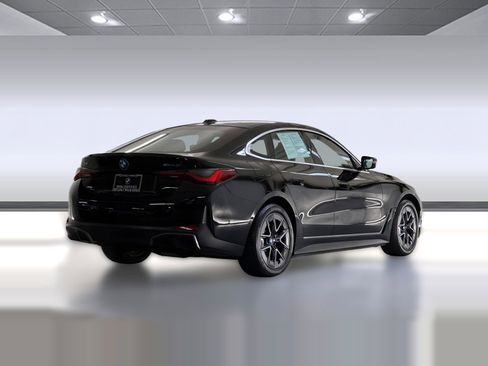 Certified 2023 BMW i4 eDrive35 w/ Parking Assistance Package image 8