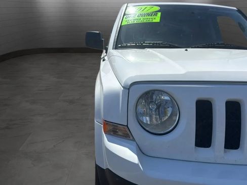 Used 2017 Jeep Patriot Sport FWD image 29