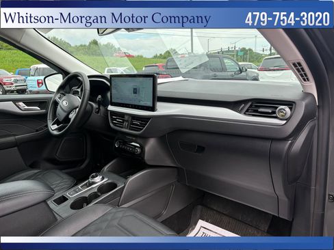 Used 2024 Ford Escape Platinum w/ Premium Technology Package AWD/4WD image 34