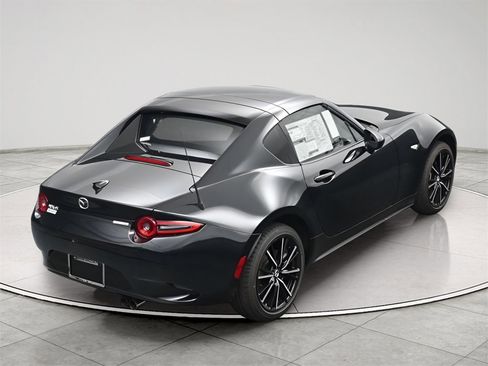 New 2025 MAZDA MX-5 Miata RF Grand Touring image 17