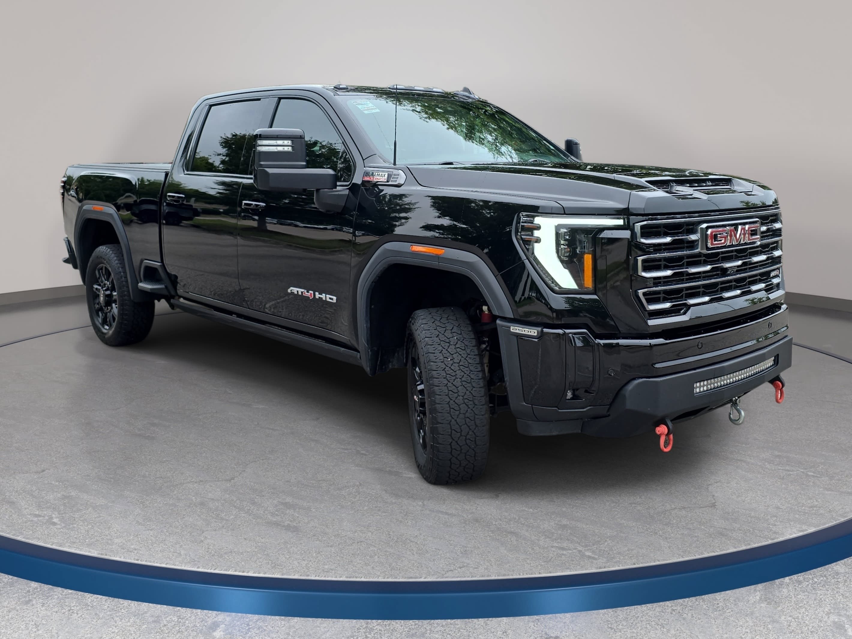 Used 2025 GMC Sierra 2500 AT4 w/ AT4 Premium Plus Package AWD/4WD image 3