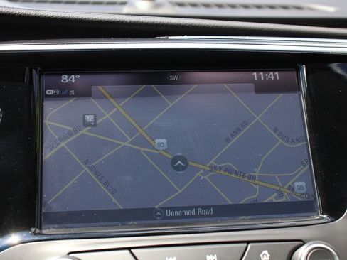 Used 2020 Buick Envision Essence AWD/4WD image 32
