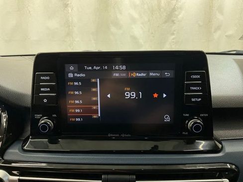 Used 2023 Kia Seltos S AWD/4WD image 18