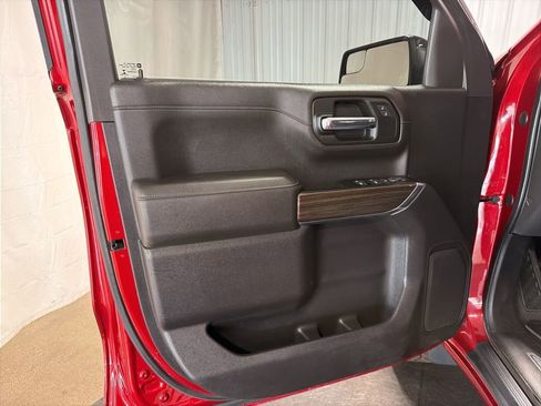 Certified 2022 Chevrolet Silverado 1500 LT Trail Boss image 4