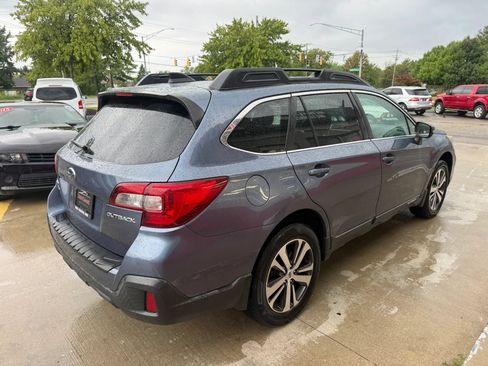 Used 2018 Subaru Outback 2.5i Limited w/ Popular Package #2 AWD/4WD image 3