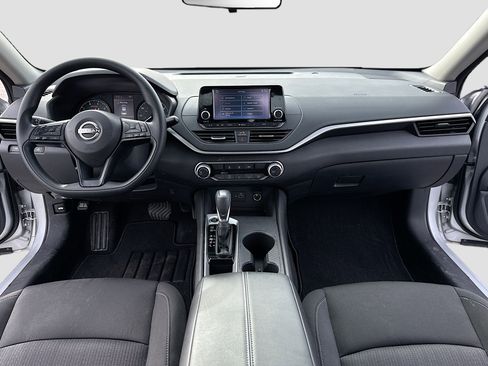 Used 2023 Nissan Altima 2.5 S image 3