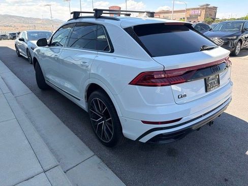 Used 2023 Audi Q8 Prestige w/ Prestige Package AWD/4WD image 2
