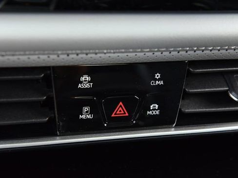 New 2026 Volkswagen Atlas Peak Edition AWD/4WD image 15