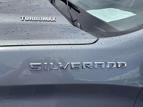 Used 2025 Chevrolet Silverado 1500 Custom RWD image 9