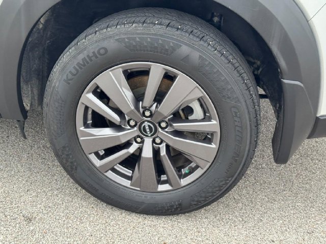 Used 2023 Nissan Pathfinder S w/ Cargo Package AWD/4WD image 9