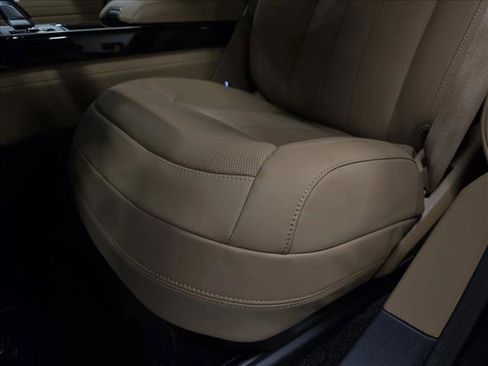 New 2026 Land Rover Range Rover SE image 30