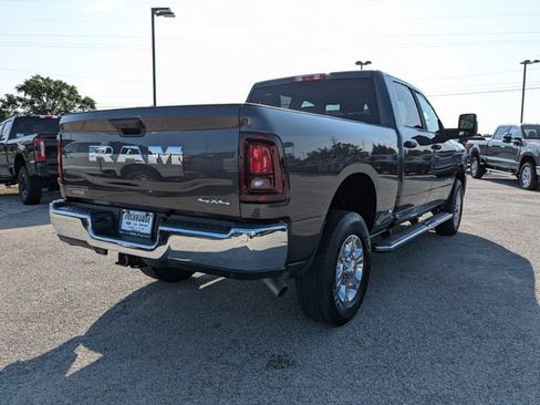 Used 2026 RAM 2500 Big Horn AWD/4WD image 5