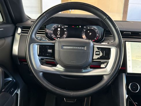 Used 2023 Land Rover Range Rover SE AWD/4WD image 11