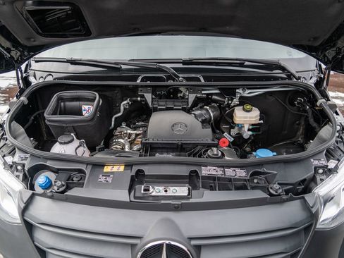 Used 2024 Mercedes-Benz Sprinter 3500 w/ Acoustic Package image 31