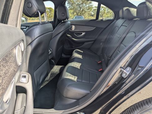 Used 2020 Mercedes-Benz C 300 4MATIC Sedan image 15