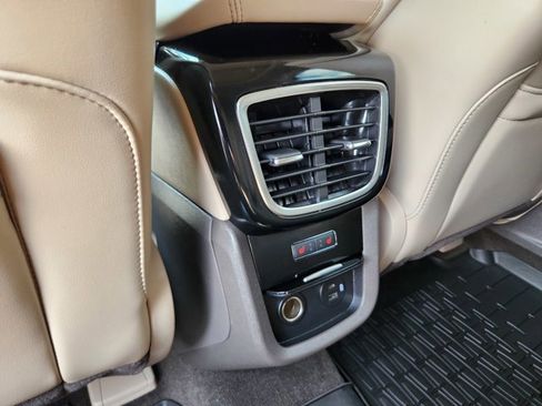 Used 2022 Lincoln Nautilus Reserve image 32