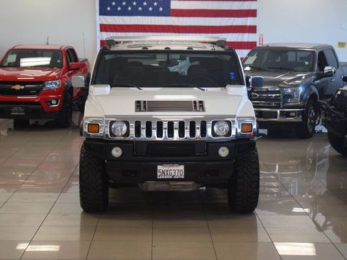 Used 2005 HUMMER H2 w/ Preferred Equipment Group AWD/4WD image 10