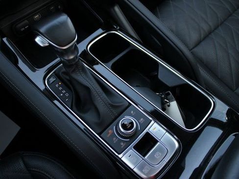 Used 2023 Kia Telluride EX X-Line image 31