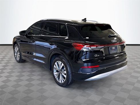 Used 2023 Audi Q4 e-tron Premium Plus w/ Premium Plus RWD image 5