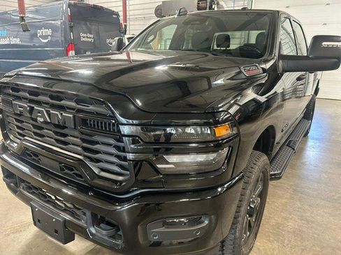Used 2025 RAM 2500 Big Horn AWD/4WD image 43