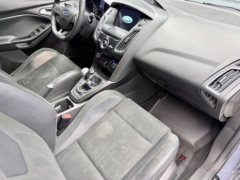 Used 2016 Ford Focus RS AWD/4WD image 11