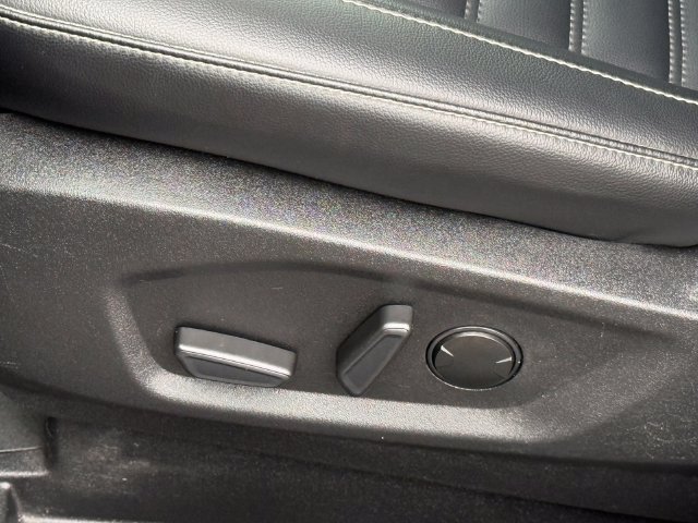 Certified 2024 Ford Edge SEL w/ Convenience Package AWD/4WD image 7